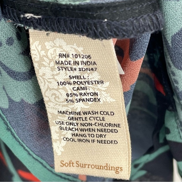 Soft Surroundings Black Shear Tribal Print Button Up Tunic Top Size PS - Picture 4 of 4